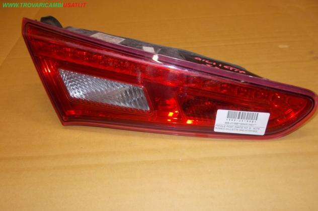 FANALE POST. PARTE INT. S. ALFA ROMEO GIULIETTA (940-X7/5Y/6Q)  Parti elettriche  Fanaleria  Fanali  Fanale post. sx. ALFA ROMEO - GIULIETTA - 01-03-2