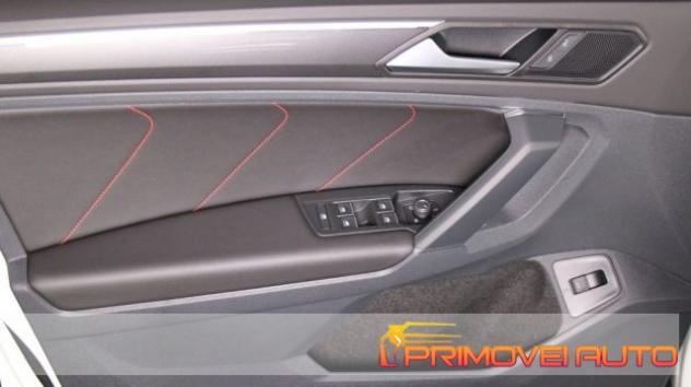 VOLKSWAGEN Tiguan 2.0 TDI 200 CV SCR DSG 4MOTIOM Urban Sport rif. 19722339 - Foto 6