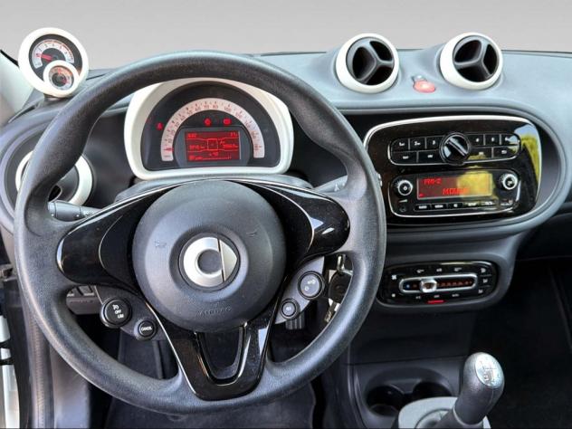 smart forfour II 1.0 Youngster 71cv my18 - Foto 8