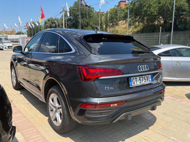 Audi Q5 40 TDI 204 CV quattro S tronic line plus - Foto 4
