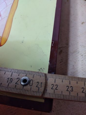 scatola in latta anni 60 da collezione forse conteneva caramelle o cioccolatini - Foto 3
