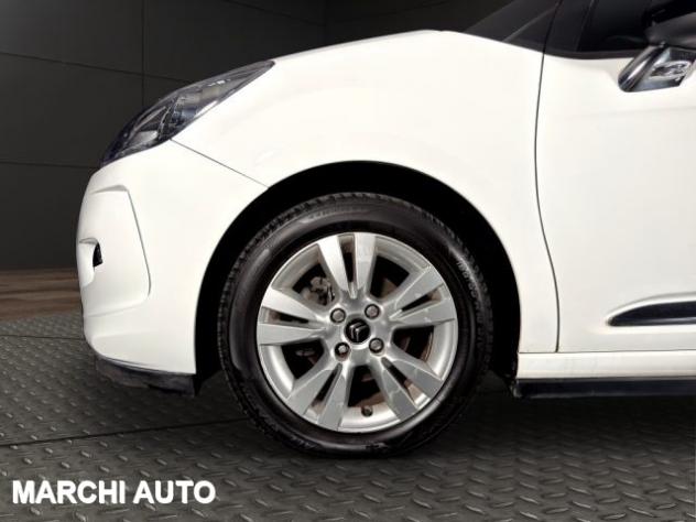 DS AUTOMOBILES DS 3 1.4 HDi 70 Chic rif. 24182327 - Foto 9