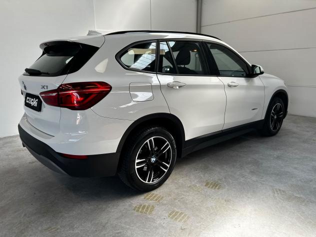 BMW X1 xDrive 18d - Foto 8