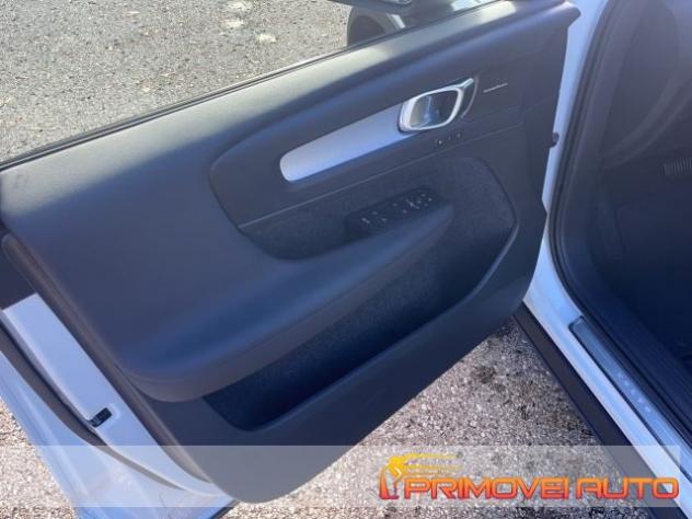VOLVO XC40 B3 automatico Plus Dark rif. 20027022 - Foto 9