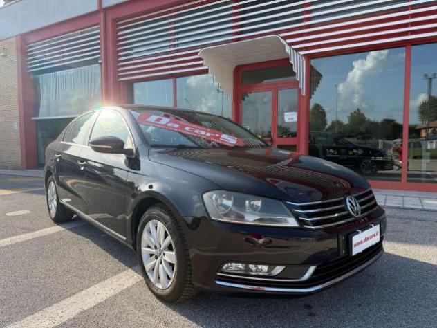 Volkswagen Passat Berlina 1.6 tdi Comfortline - Foto 7
