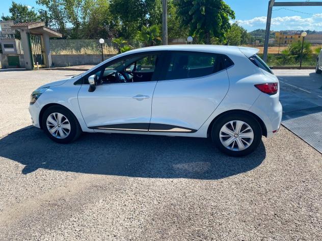 Renault Clio (A73) - Foto 2
