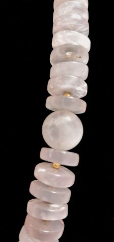 IMPORTANTE BELLISSIMA COLLANA A RONDELLE E BOULLES IN QUARZO ROSA E ARGENTO. - Foto 2