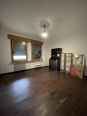 Suzzara vendesi appartamento 8 vani 200 Mq - Foto 4