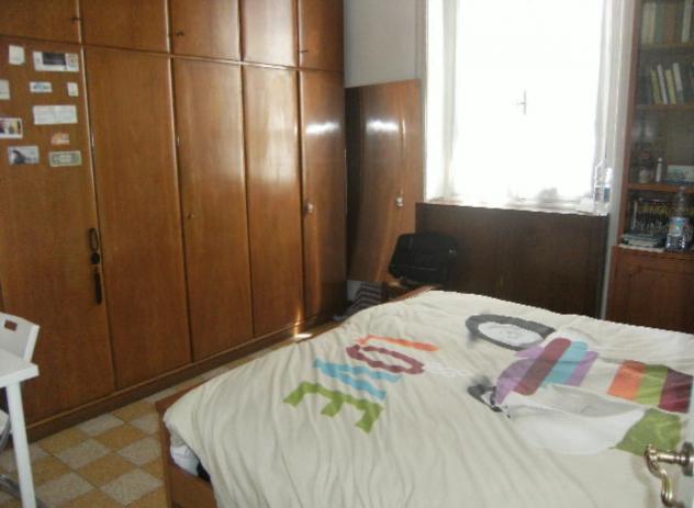 AFFITTASI STANZA ARREDATA MILANO VICINO Politecnico. Affittasi via Vanvitelli, una stanza matrimoniale ad uso singolo completamente arredata, in condi - Foto 19