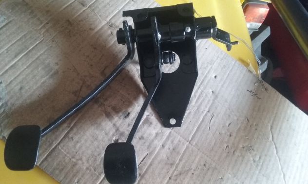Pedaliera per fiat500L epoca