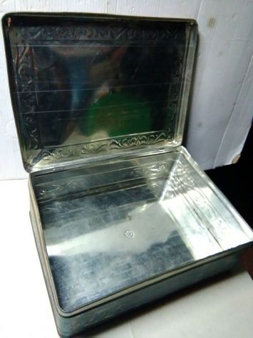 grande scatola in latta vintage con disegni floreali sul coperchio - Foto 10