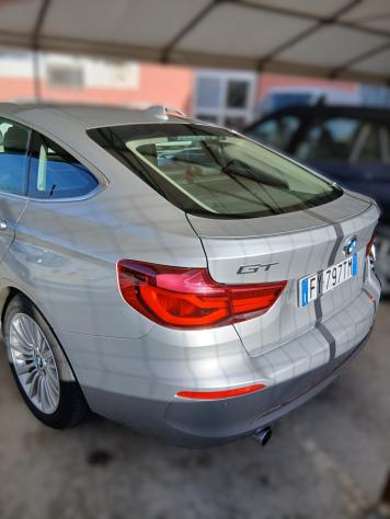 Bmw 3er Gran Turismo 318d Luxury -2019 - Foto 5