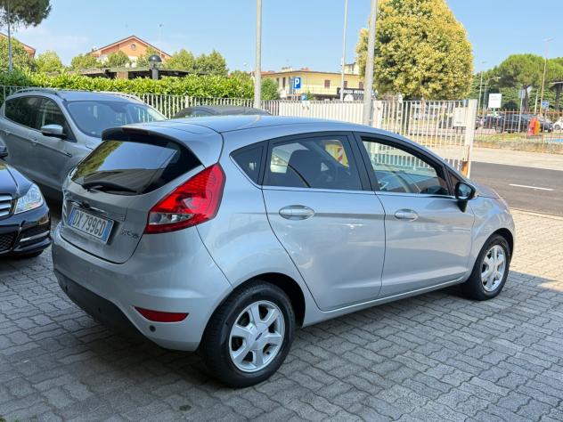 Ford Fiesta 1.2 82 CV 5 porte Titanium - Foto 4