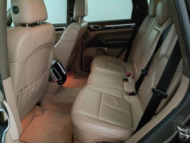 PORSCHE Cayenne 3.0 V6 tdi 245cv tiptronic rif. 23978782 - Foto 10