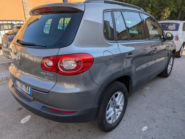 Volkswagen Tiguan 2.0 TDI 140 CV BlueMotion - Foto 8