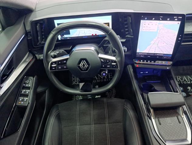 Renault Austral Full Hybrid E-Tech 200 CV Techno - Foto 9