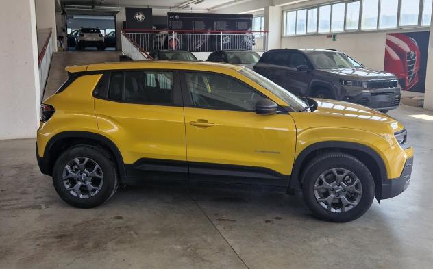 Jeep Avenger Avenger 1.2 turbo e-hybrid mhev Longitude fwd 110cv edct6 - Foto 6