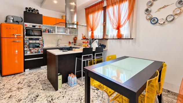 Villa bifamiliare 5 locali - Rif. 2519 - Foto 8