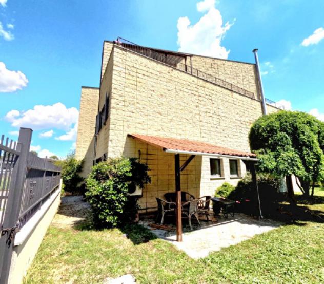 Immobile di 810 m² in vendita a Mornago - Foto 3