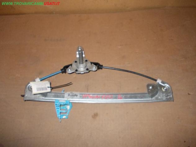ALZACRISTALLO PORTA POST. D. MANUALE LANCIA YPSILON (846-TK)  Carrozzeria  Lamierati esterni  Porte  Alzacristallo por LANCIA - YPSILON - 01-06-2011 -
