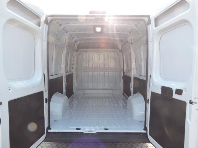 FIAT Ducato Ducato 35 2.2 Mjt 140CV PM-TM Furgone - Foto 8