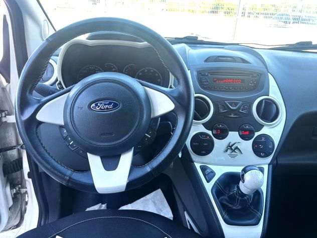 FORD KA BLACK&WHITE EDITION - Foto 6