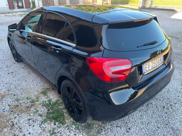 Mercedes-benz A 160 CDI Premium Dark Night Edition - Foto 4