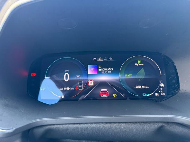 Renault Captur E-Tech plug-in hybrid 1.6 PHEV E-TECH 160cv INTENS - Foto 9
