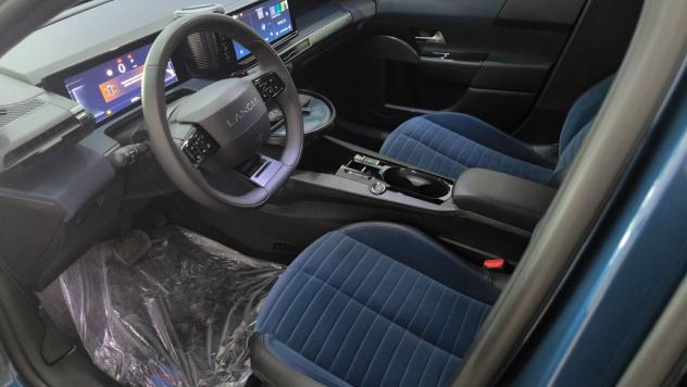 Lancia Ypsilon Hybrid e-DCT Edizione Cassina - Foto 8