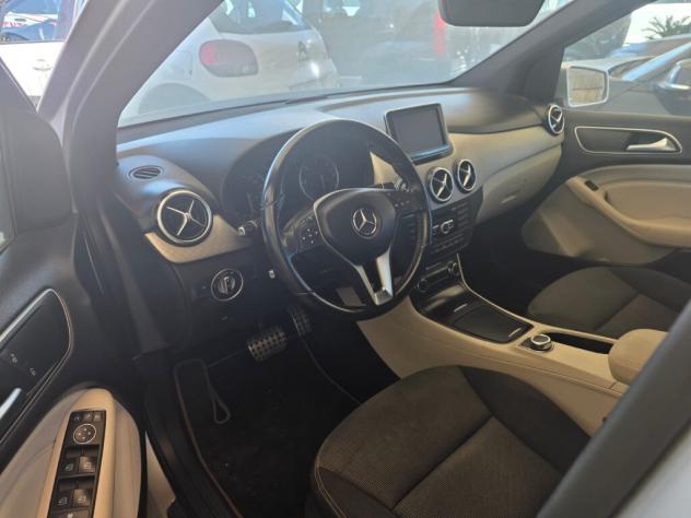 MERCEDES Classe B (T246/242) B 180 CDI BlueEFFICIENCY Premium - Foto 5