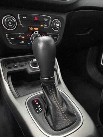 Jeep Compass 1.3 Turbo T4 150 CV aut. 2WD Business - Foto 6