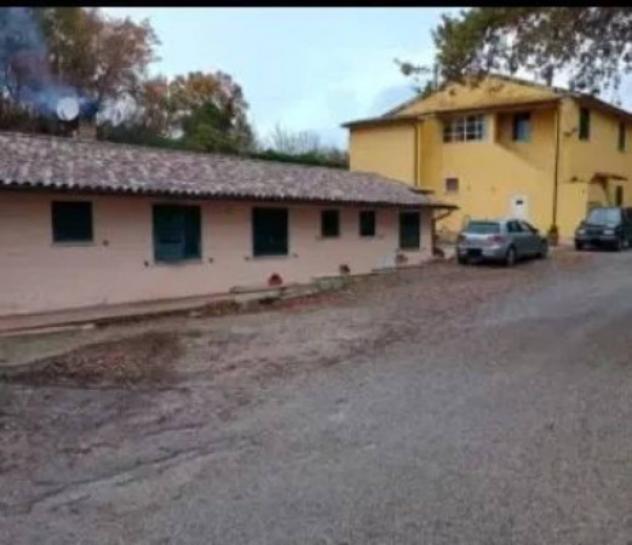 Immobile in asta di 161 m² con più di 5 locali in vendita a Assisi - Foto 5