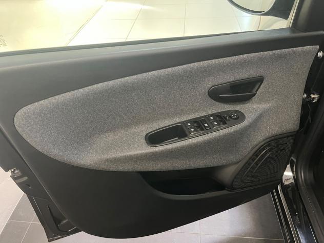 Lancia Ypsilon Ypsilon 1.0 hybrid Silver Plus 70cv - Foto 9