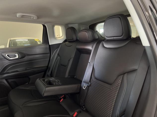 Jeep Compass Compass 1.3 Turbo T4 190 CV PHEV AT6 4xe Limited - Foto 10