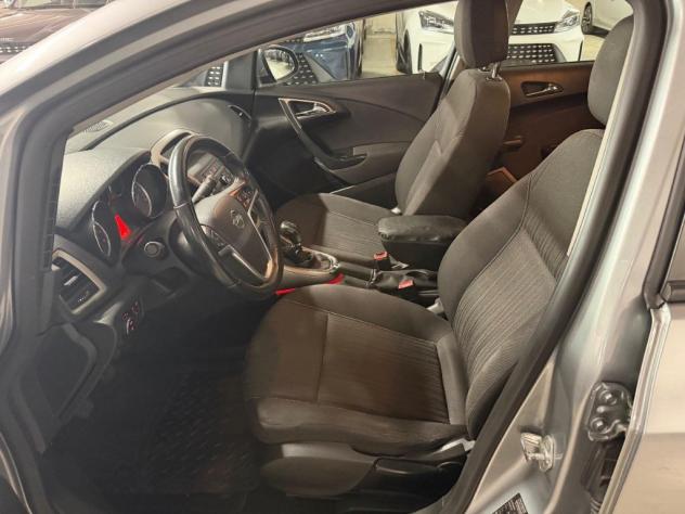 Opel Astra 1.4 Turbo 140CV Sports Tourer GPL Tech Cosmo - Foto 8