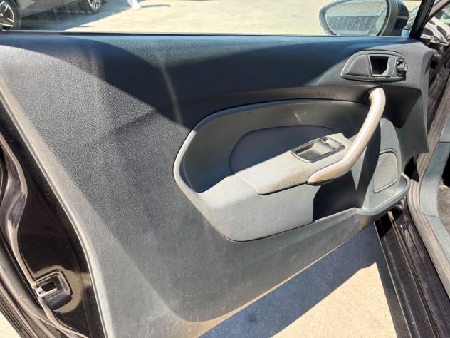 Ford Fiesta 1.4 3 porte Bz.- GPL - Foto 9
