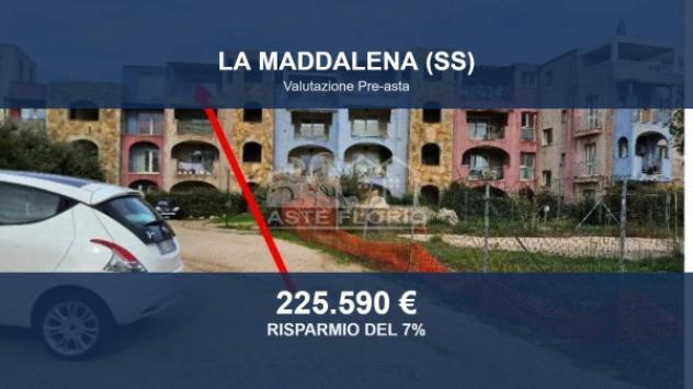 Immobile in asta di 90 m² con più di 5 locali in vendita a La Maddalena