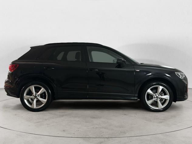 Audi Q3 Q3 2.0 tdi S line edition 150cv s-tronic - Foto 5