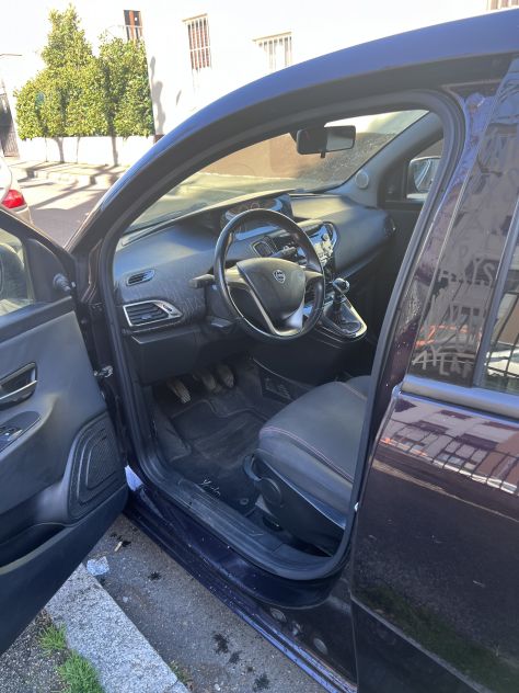 Lancia Ypsilon elefantino 1.2 GPL e benzina - Foto 3