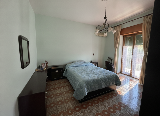 SPLENDIDA VILLA INDIPENDENTE CON AMPIO GIARDINO IN VENDITA A CURTI - RIF.V3317 - Foto 9