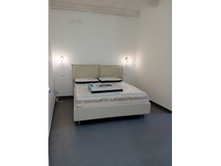 LOFT MODERNO ARREDATO IN PIENO CENTRO