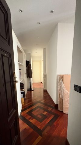 Bilocale con doppio balcone, cantina Lotto M1/M5 - Foto 18