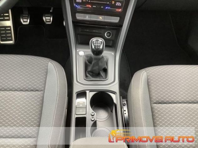 VOLKSWAGEN Touran 2.0 TDI 122 CV Active BlueMotion Technology rif. 20431840 - Foto 4
