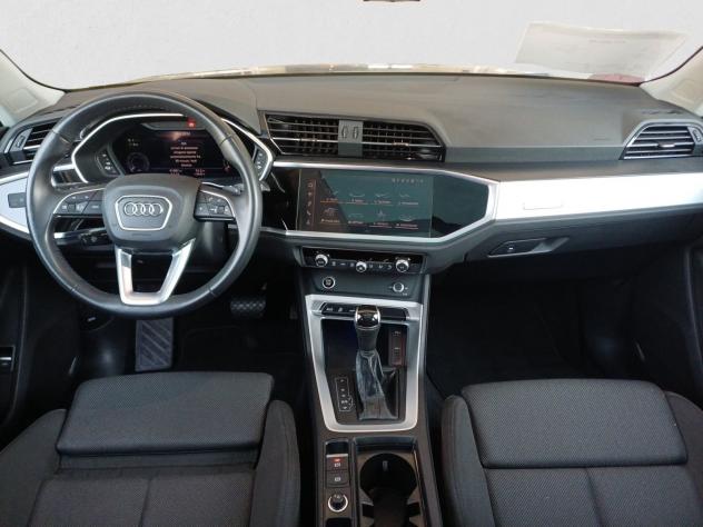 Audi Q3 2ª serie 45 TFSI e S tronic S line edition - Foto 9