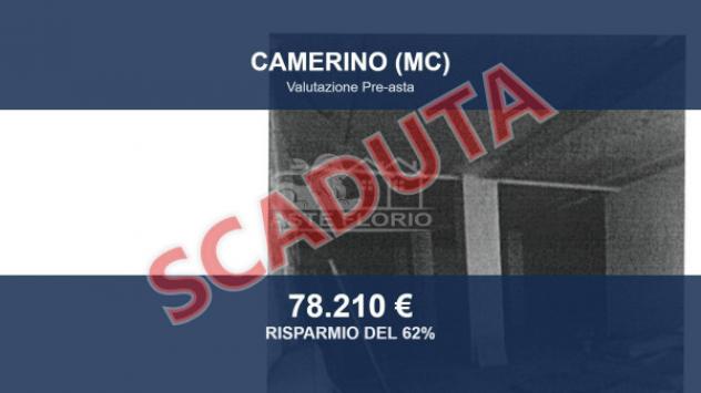 Immobile in asta di 399 m² con più di 5 locali in vendita a Camerino