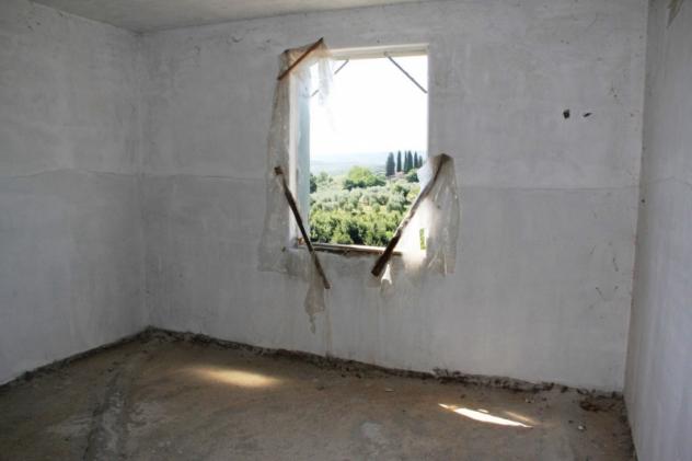 Castel Viscardo (Monterubiaglio) – vendesi cielo-terra con garage allo stato grezzo. - Foto 5