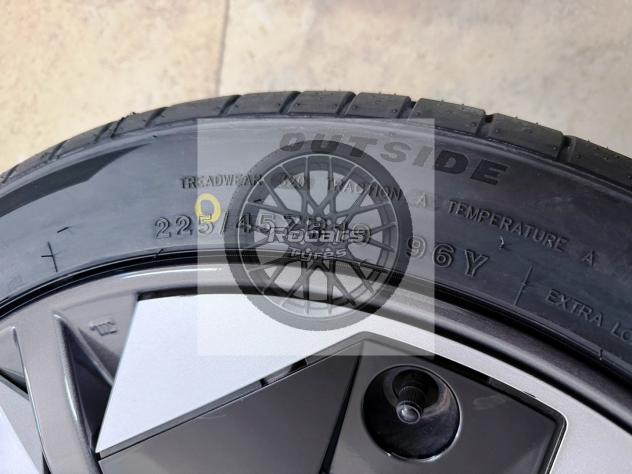 Cerchi 19 originali e pneumatici Nissan Juke - Foto 8
