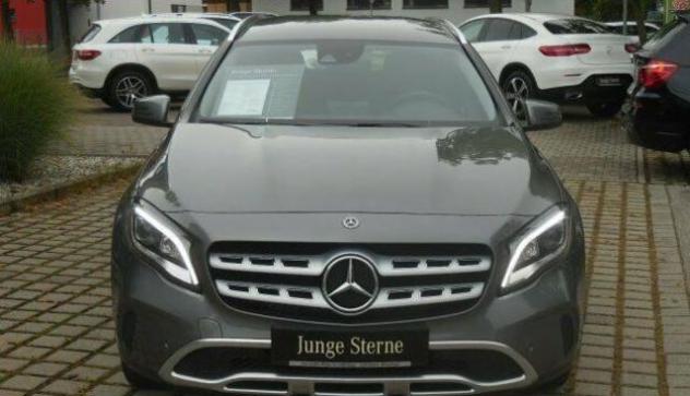 Mercedes-Benz GLA 200 VETTURA AZIENDALE KM CERTIFICATI