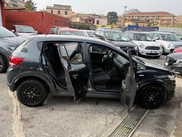 Sandero Streetway 1.0 65 CV-unipro-B-color-rate - Foto 9