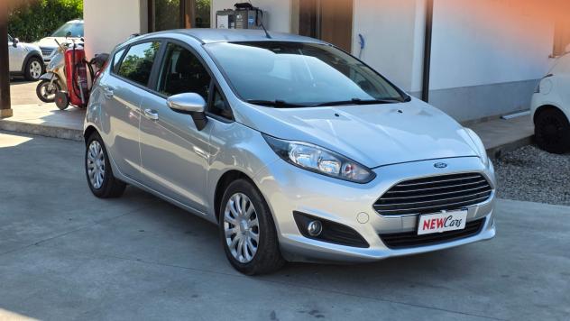 Ford Fiesta 1.5 TDCi 75CV 5 porte Titanium - Foto 2